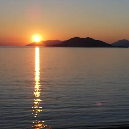 Sunset C Blok Apartment